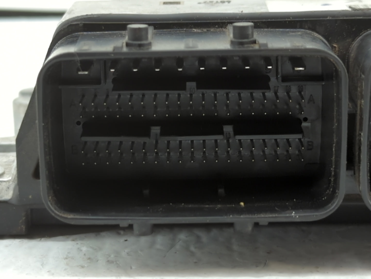 2017 Infiniti Qx60 PCM Engine Control Computer ECU ECM PCU OEM P/N:NEC018-071 NEC030-030, NEC020-044 Fits OEM Used Auto Part