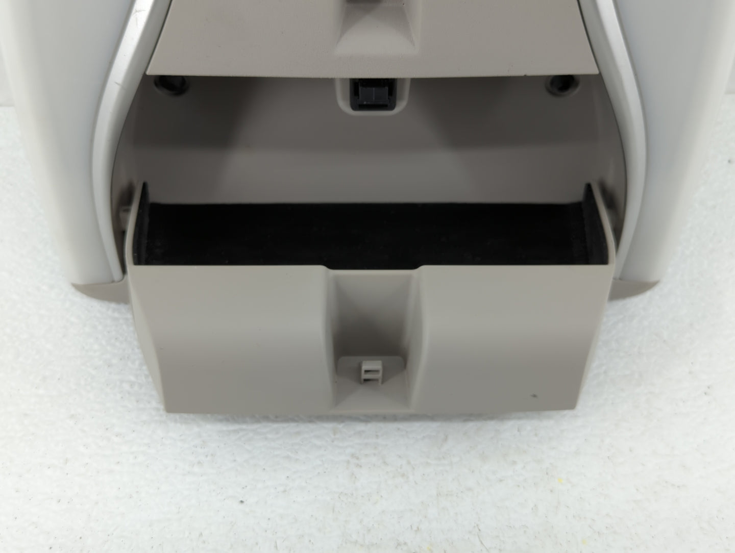 2017 Infiniti Qx60 Overhead Roof Console Grey - Oemusedautoparts1.com