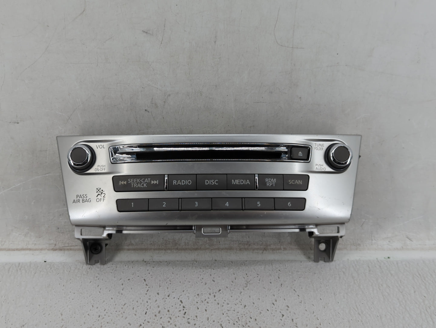 2017-2020 Infiniti Qx60 Radio Control Panel - Oemusedautoparts1.com