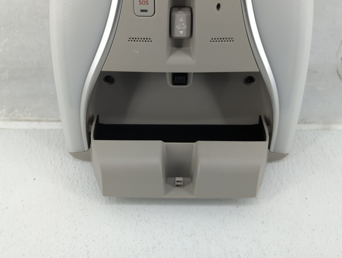 2017 Infiniti Qx60 Overhead Roof Console - Oemusedautoparts1.com