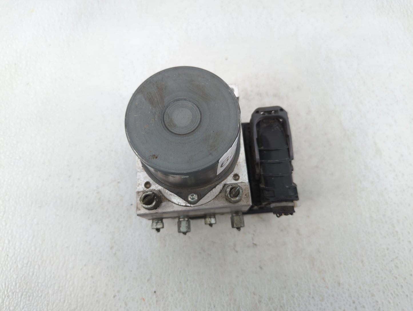 2017 Infiniti Qx60 ABS Pump Control Module Replacement P/N:47660-6KA0D Fits OEM Used Auto Parts - Oemusedautoparts1.com