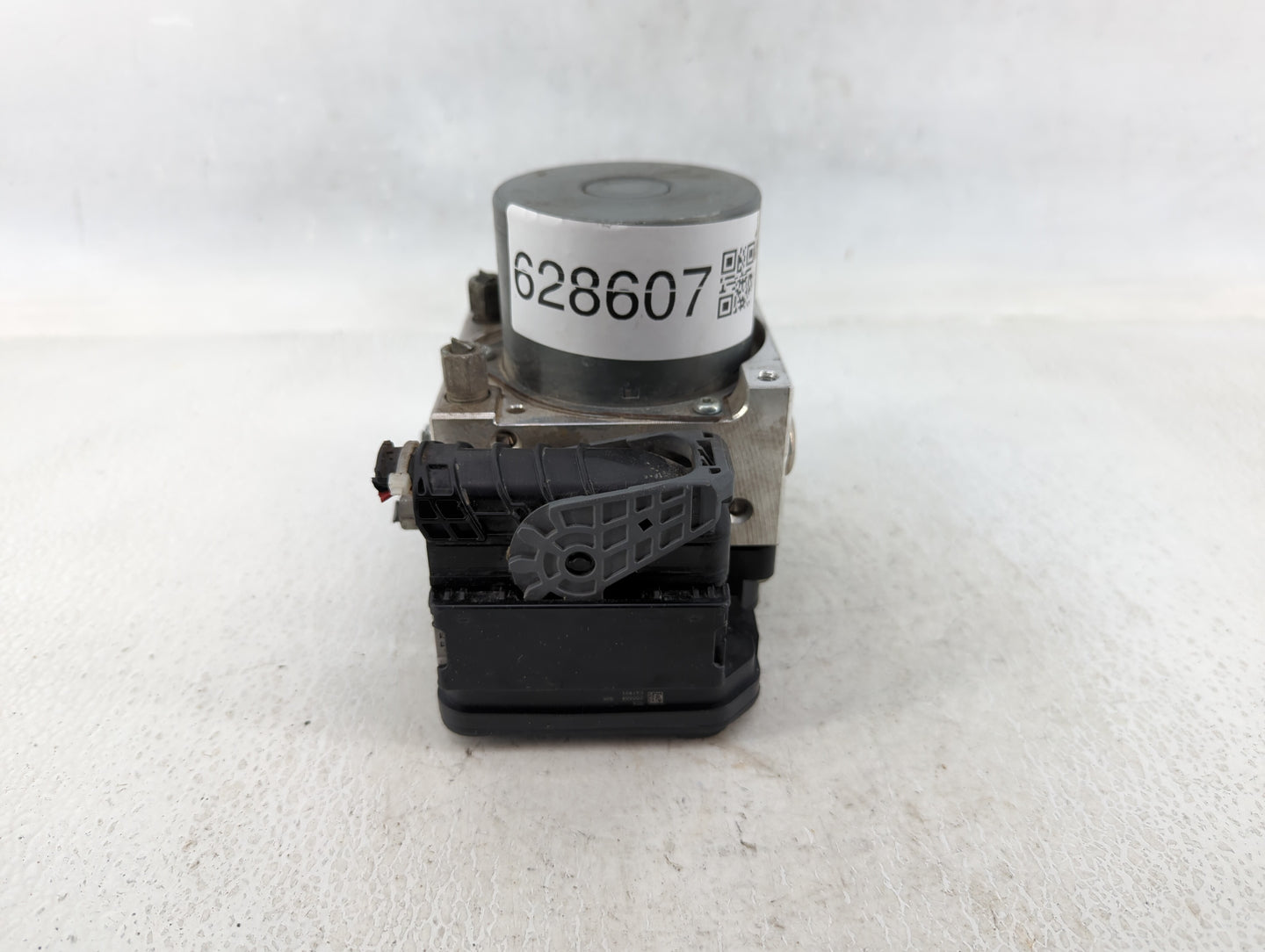 2017 Infiniti Qx60 ABS Pump Control Module Replacement P/N:47660-6KA0D Fits OEM Used Auto Parts - Oemusedautoparts1.com