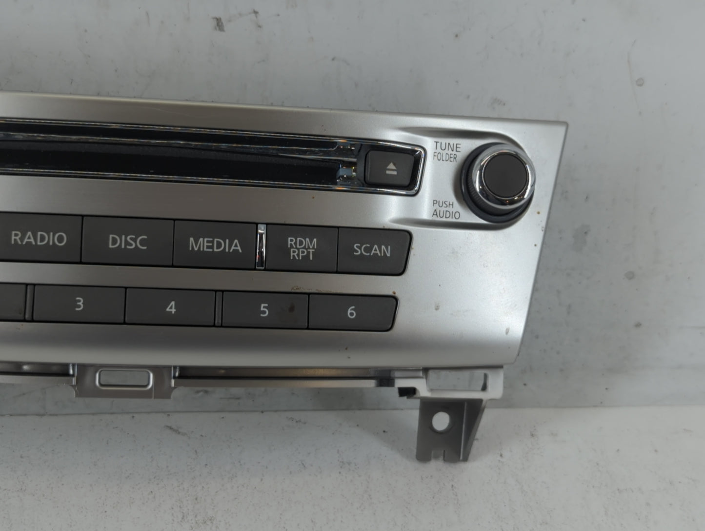 2017-2020 Infiniti Qx60 Am Fm Cd Player Radio Receiver - Oemusedautoparts1.com