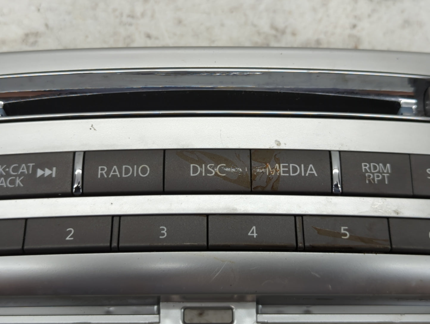 2017 Infiniti Qx60 Radio AM FM Cd Player Receiver Replacement P/N:253W100A11 Fits Fits 2015 2016 2018 2019 2020 OEM Used Aut