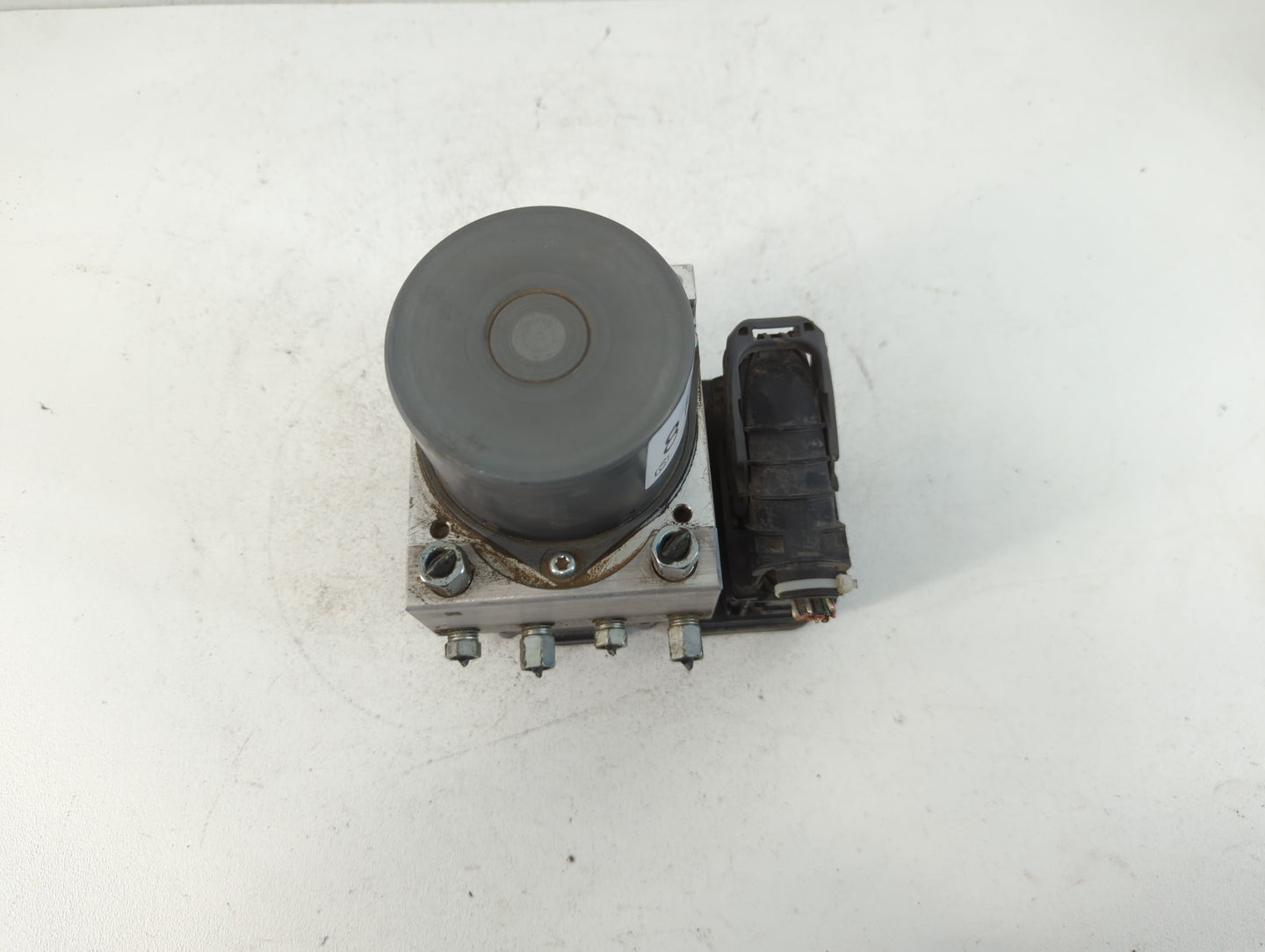 2017 Infiniti Qx60 ABS Pump Control Module Replacement P/N:47660 9P660 Fits OEM Used Auto Parts - Oemusedautoparts1.com