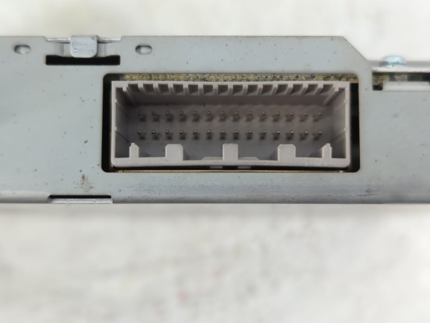 2017-2020 Infiniti Qx60 Chassis Control Module Ccm Bcm Body Control - Oemusedautoparts1.com
