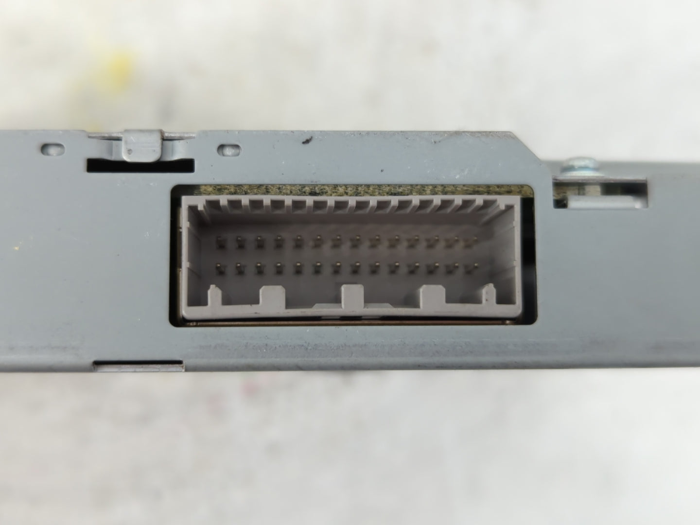 2017-2020 Infiniti Qx60 Chassis Control Module Ccm Bcm Body Control - Oemusedautoparts1.com