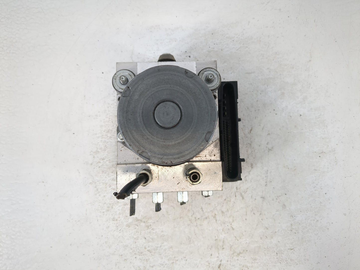 2014-2017 Infiniti Qx70 ABS Pump Control Module Replacement P/N:47660 3WY0A Fits Fits 2013 2014 2015 2016 2017 OEM Used Auto