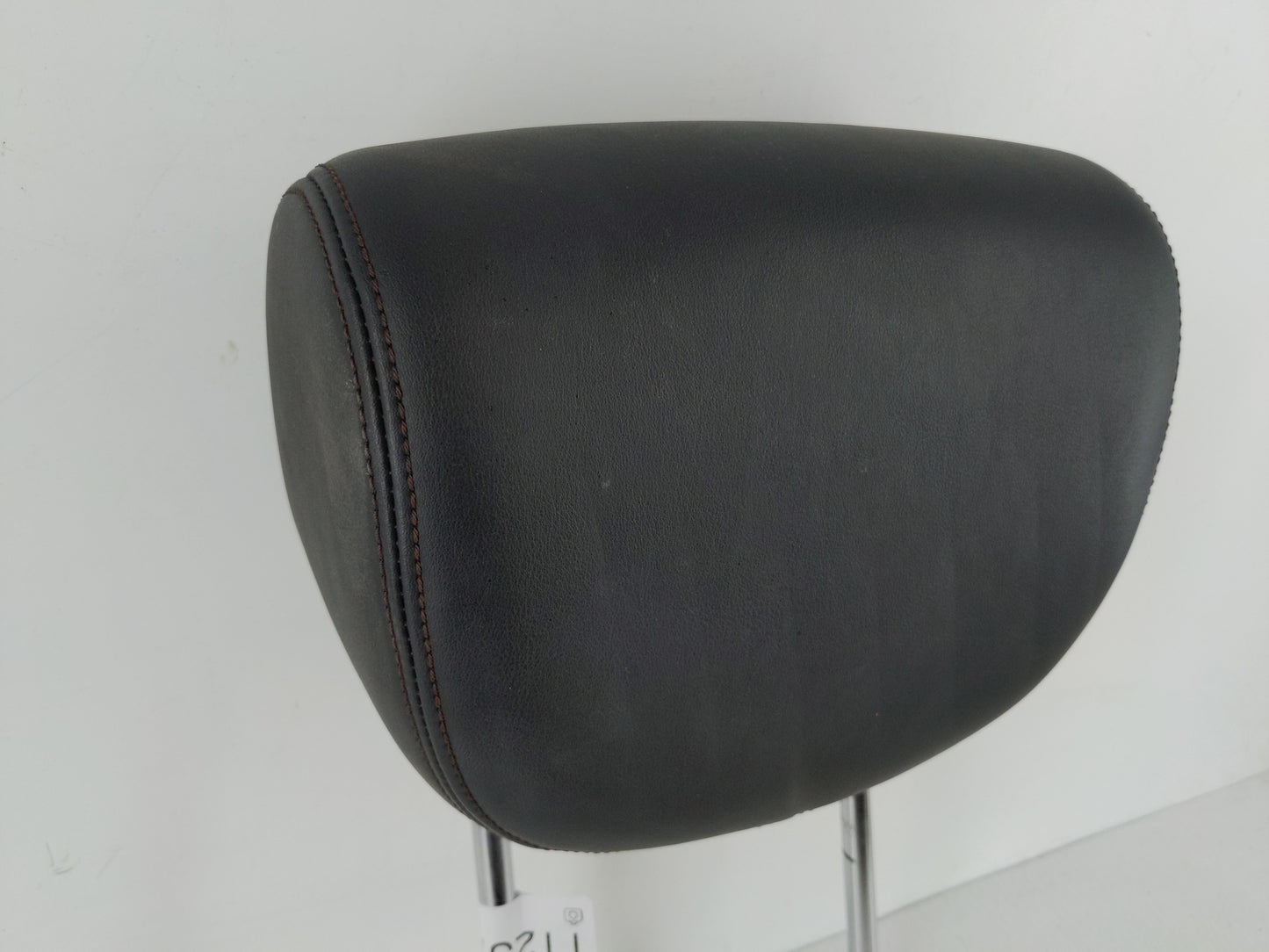 2014-2017 Infiniti Qx70 Headrest Head Rest Front Driver Passenger Seat Fits Fits 2014 2015 2016 2017 OEM Used Auto Parts - O