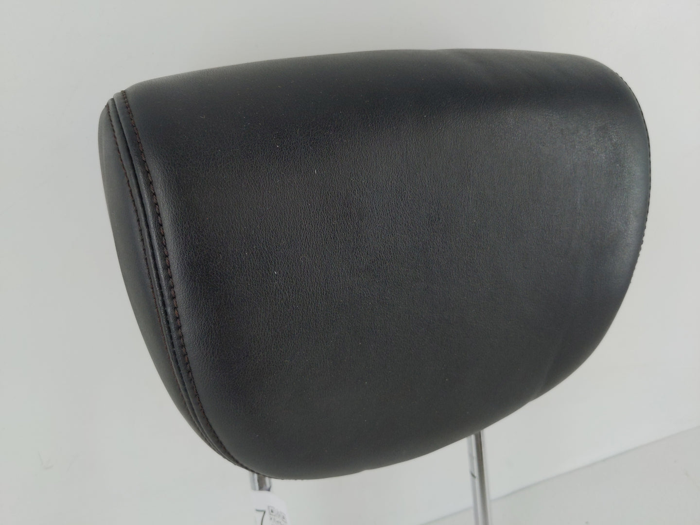 2014-2017 Infiniti Qx70 Headrest Head Rest Front Driver Passenger Seat Fits Fits 2014 2015 2016 2017 OEM Used Auto Parts - O