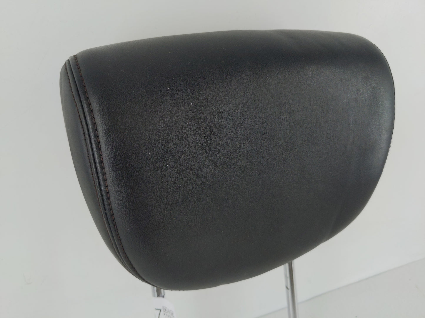 2014-2017 Infiniti Qx70 Headrest Head Rest Front Driver Passenger Seat Fits Fits 2014 2015 2016 2017 OEM Used Auto Parts - O