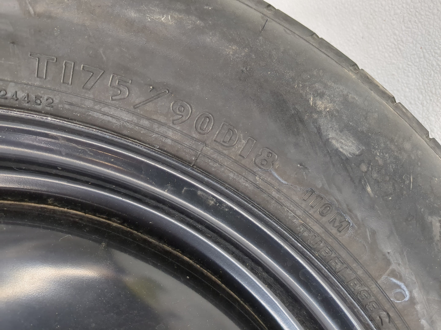 2014-2017 Infiniti Qx70 Spare Donut Tire Wheel Rim Oem - Oemusedautoparts1.com