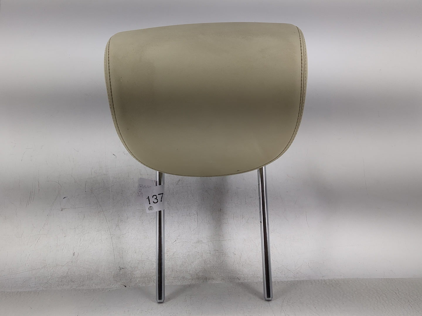 2014-2017 Infiniti Qx70 Headrest Head Rest Front Driver Passenger Seat Fits Fits 2014 2015 2016 2017 OEM Used Auto Parts - O