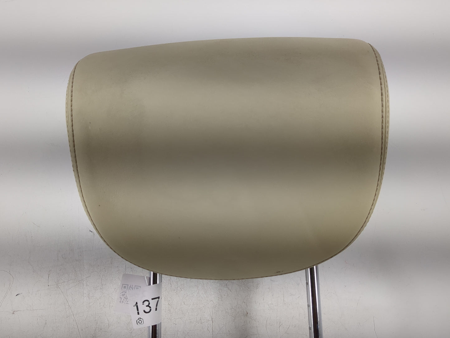 2014-2017 Infiniti Qx70 Headrest Head Rest Front Driver Passenger Seat Fits Fits 2014 2015 2016 2017 OEM Used Auto Parts - O