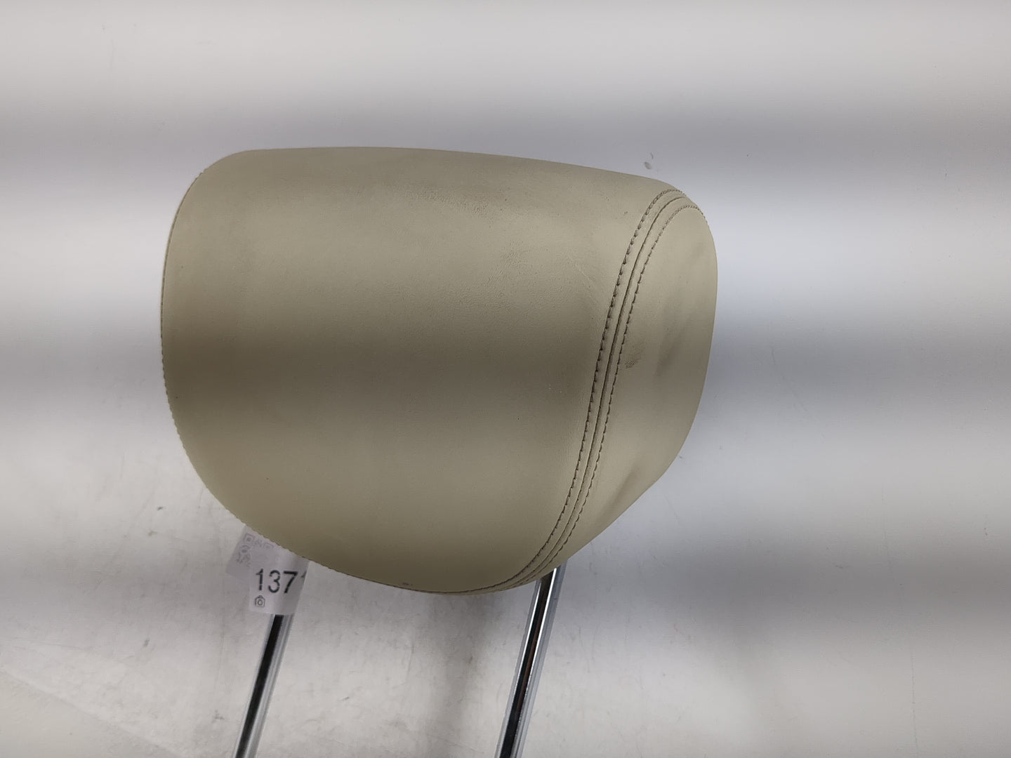2014-2017 Infiniti Qx70 Headrest Head Rest Front Driver Passenger Seat Fits Fits 2014 2015 2016 2017 OEM Used Auto Parts - O