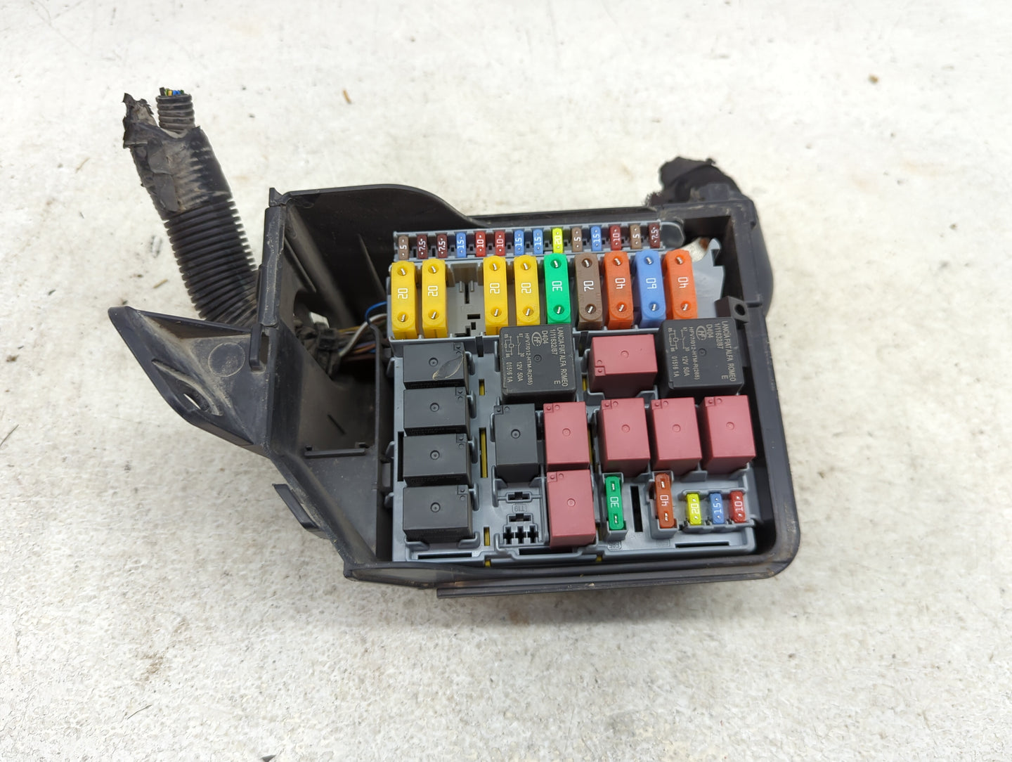 2017 Infiniti Qx70 Fusebox Fuse Box Panel Relay Module P/N:53100999 Fits OEM Used Auto Parts - Oemusedautoparts1.com