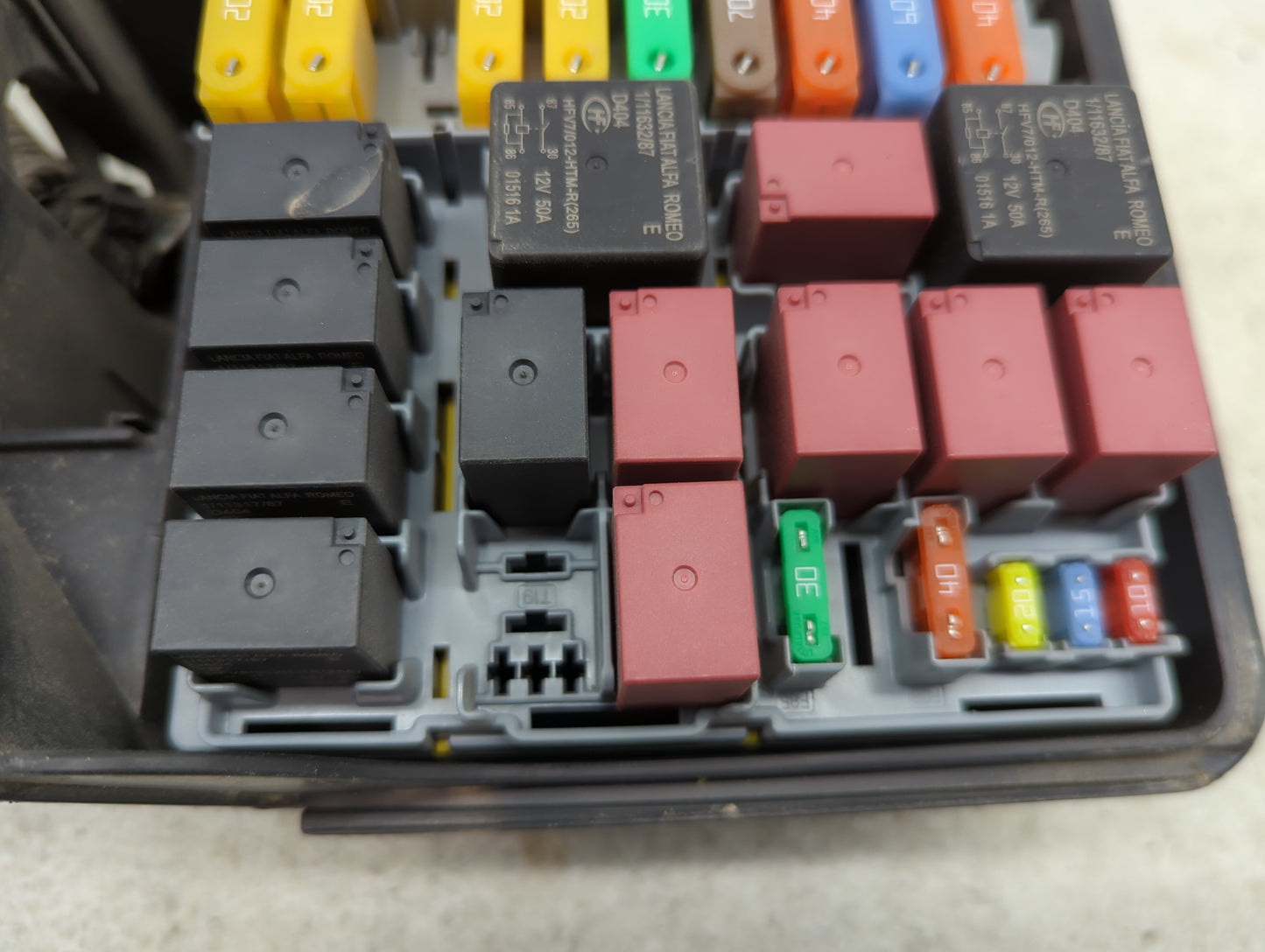 2017 Infiniti Qx70 Fusebox Fuse Box Panel Relay Module P/N:53100999 Fits OEM Used Auto Parts - Oemusedautoparts1.com