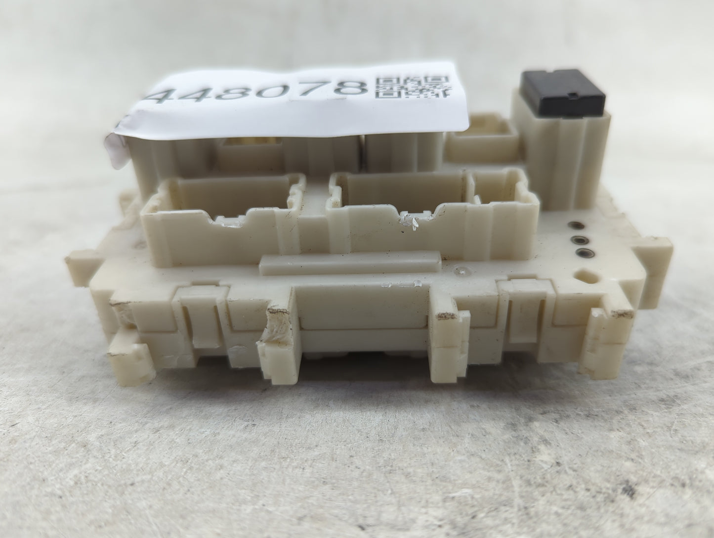 2015-2017 Infiniti Qx70 Body Control Module Bcm Inner Cabin Fuse Box - Oemusedautoparts1.com