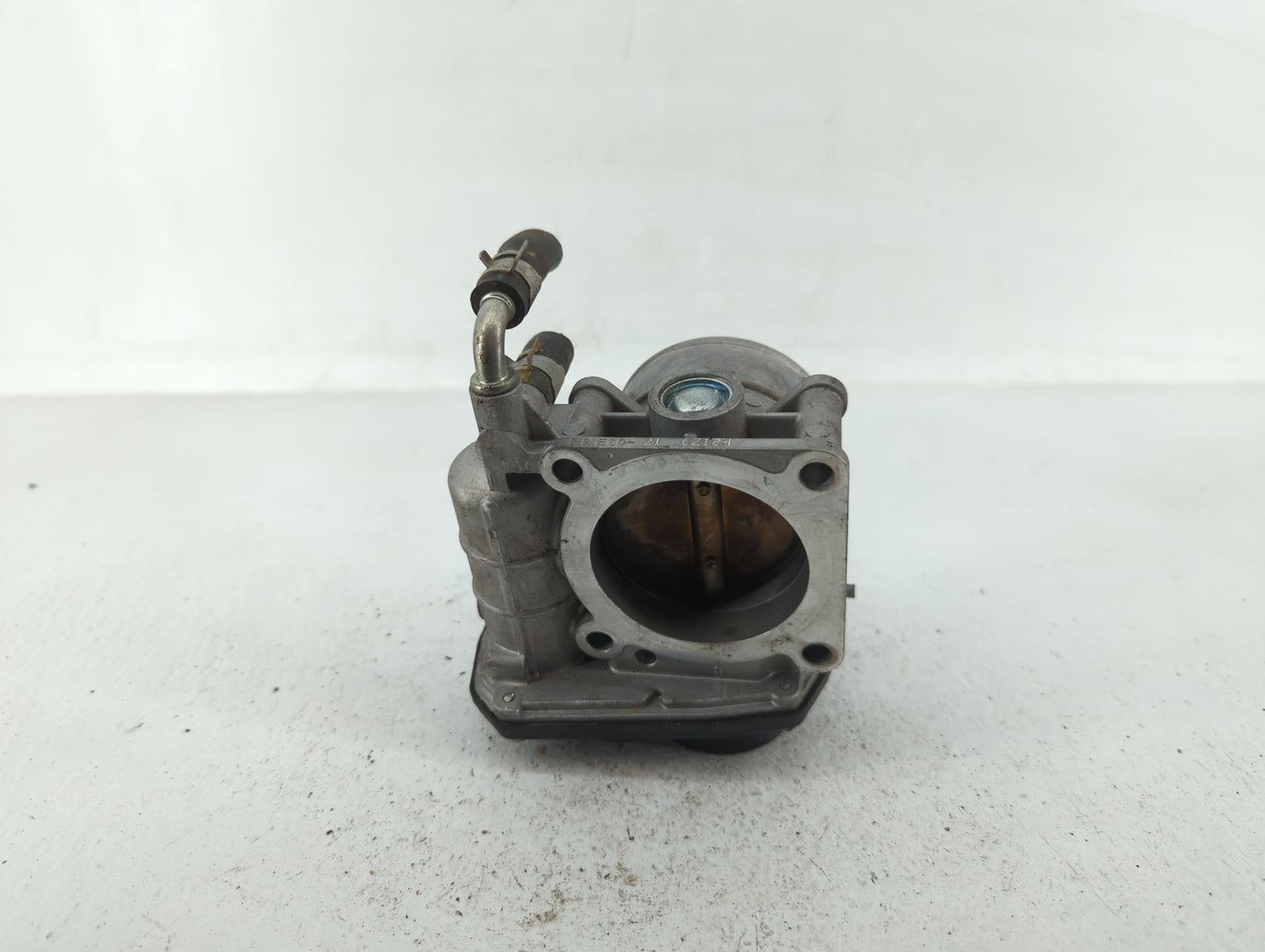 2014-2017 Infiniti Qx70 Throttle Body P/N:526-02 RME60-16 Fits OEM Used Auto Parts - Oemusedautoparts1.com