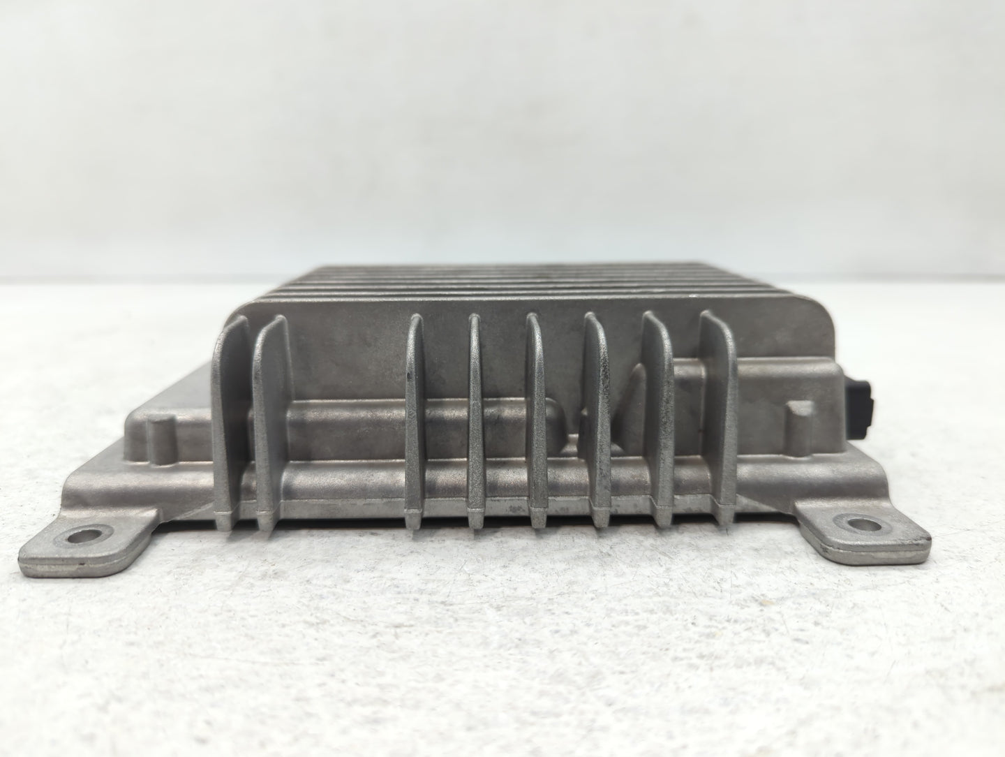 2014-2017 Infiniti Qx70 Am Fm Cd Player Radio Receiver - Oemusedautoparts1.com