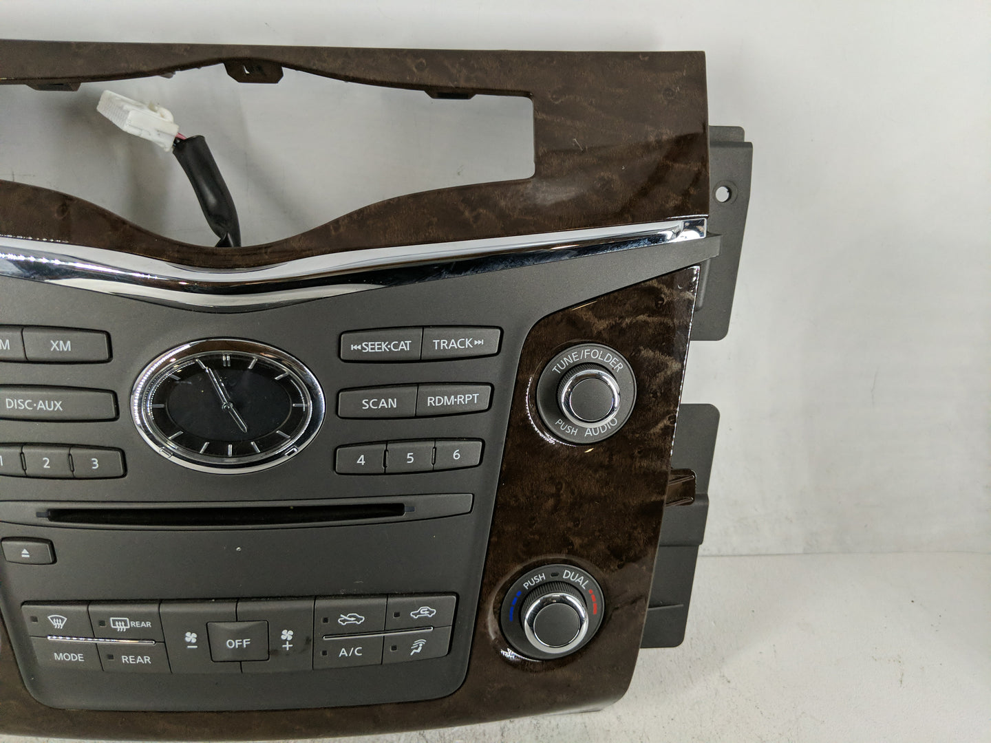 2014-2017 Infiniti Qx80 Radio AM FM Cd Player Receiver Replacement Fits Fits 2011 2012 2013 2014 2015 2016 2017 OEM Used Aut