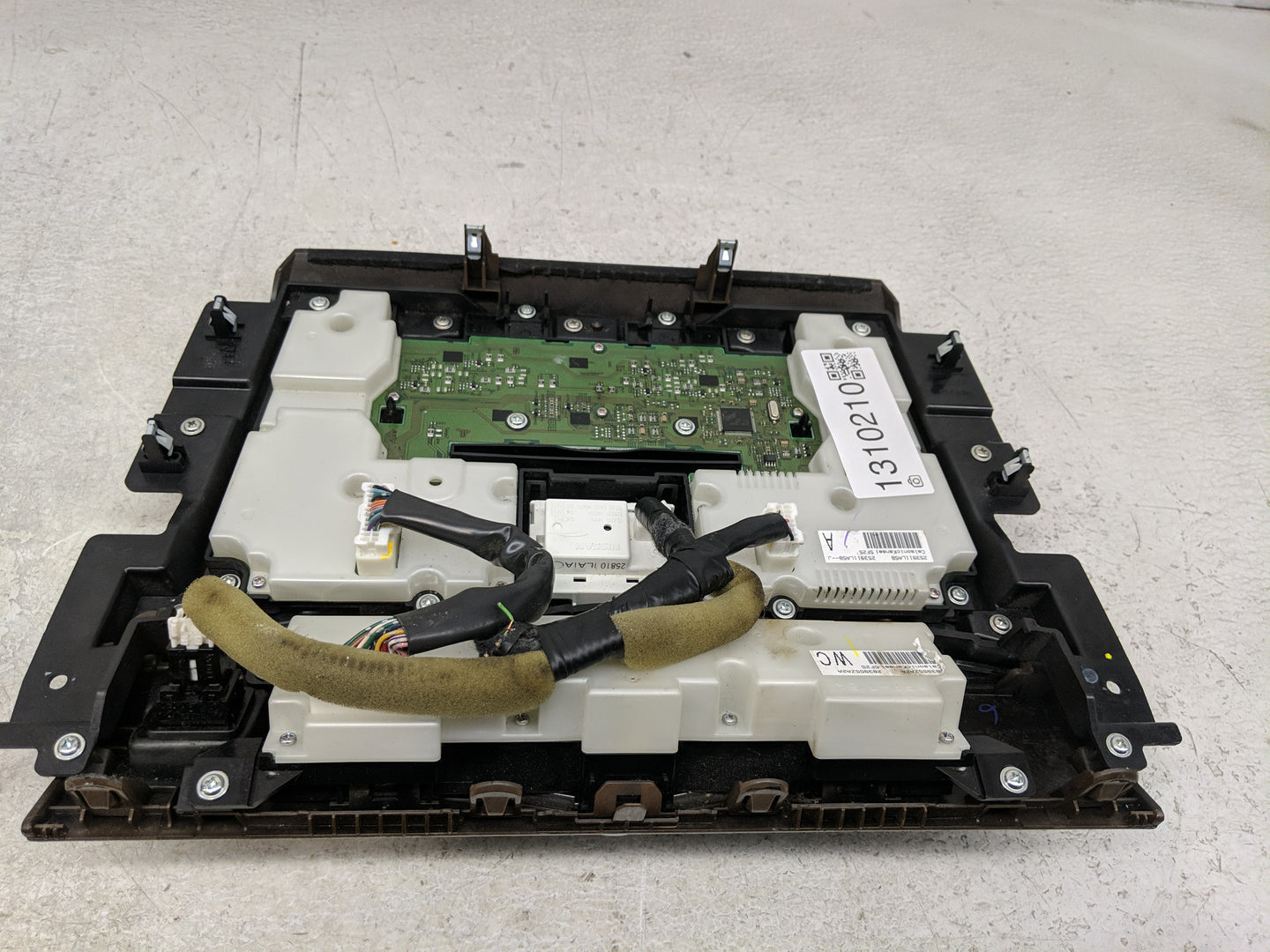 2017 Infiniti Qx80 Climate Control Module Temperature AC/Heater Replacement P/N:682601LA3A Fits OEM Used Auto Parts - Oemuse