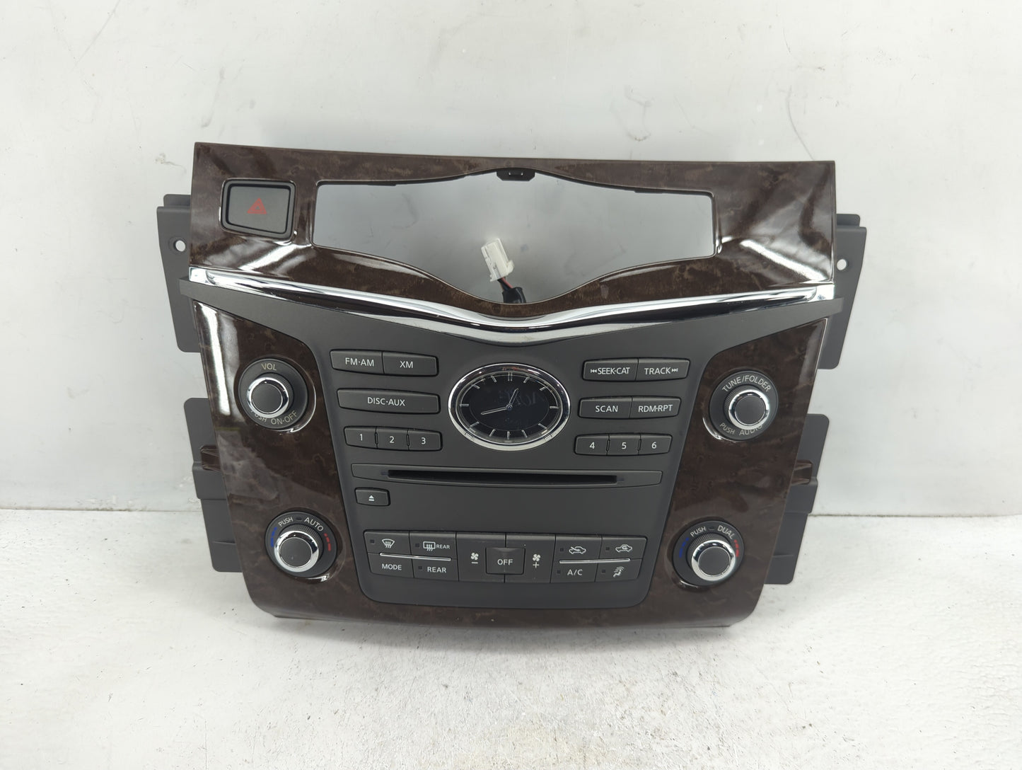 2014-2017 Infiniti Qx80 Radio AM FM Cd Player Receiver Replacement P/N:253911LA5B--J 253911LA5B Fits OEM Used Auto Parts - O