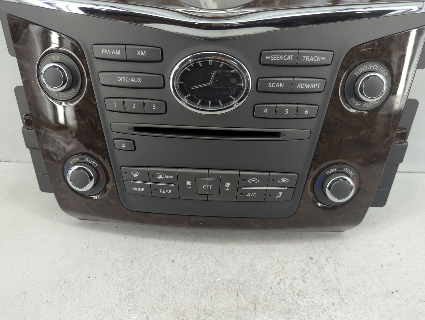 2014-2017 Infiniti Qx80 Radio AM FM Cd Player Receiver Replacement P/N:253911LA5B--J 253911LA5B Fits OEM Used Auto Parts - O