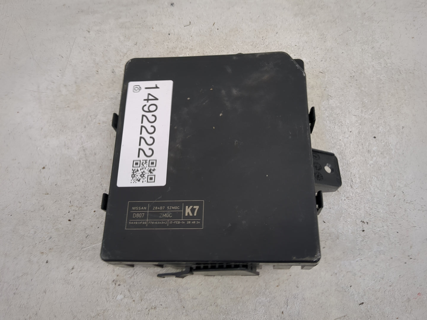 2014-2019 Infiniti Qx80 Fusebox Fuse Box Panel Relay Module P/N:284B7 5ZM0C 5AV011F00 Fits Fits 2013 2014 2015 2016 2017 201