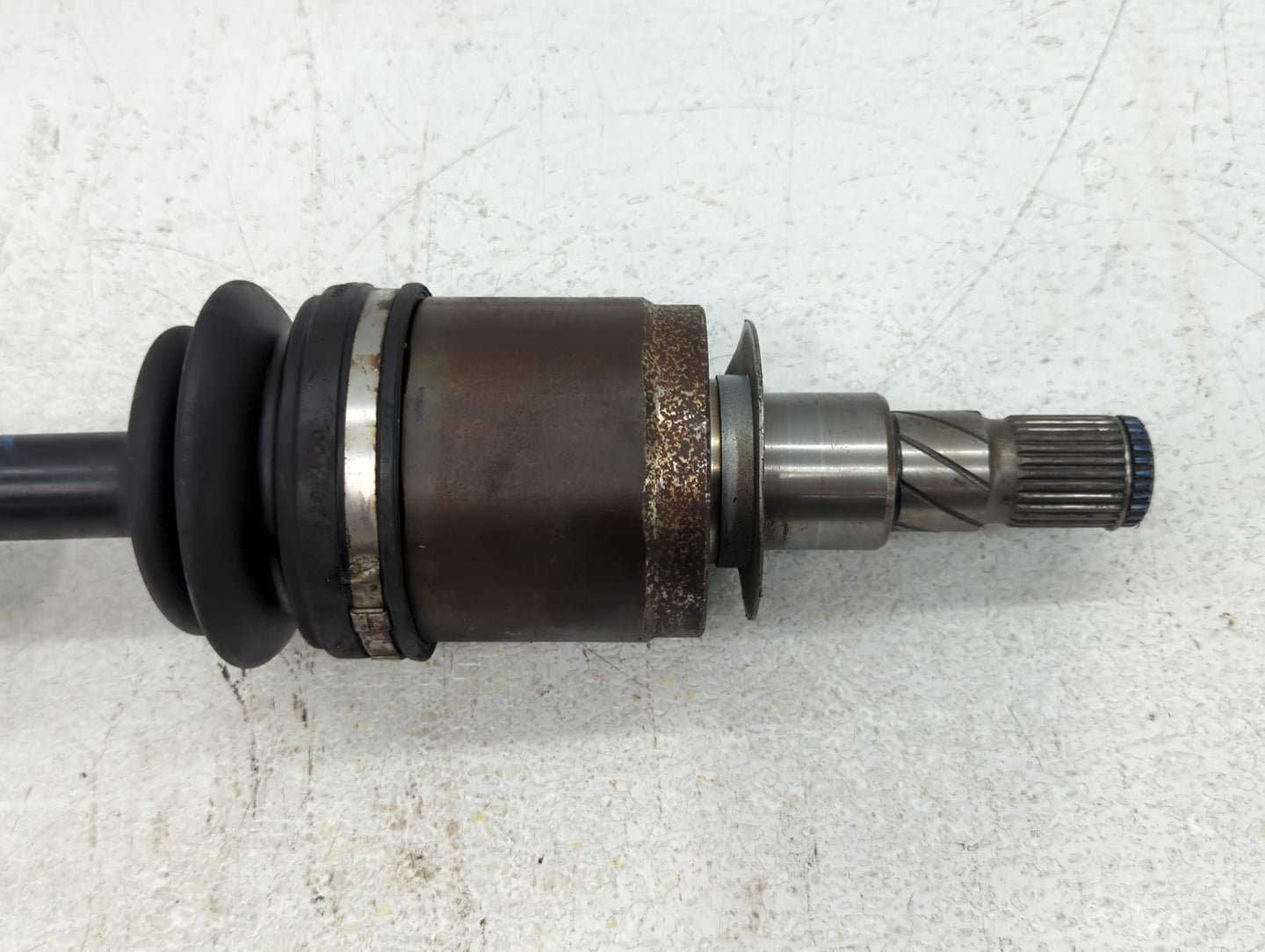 2016-2017 Infiniti Qx80 Axle Shaft Front Driver Cv C/v - Oemusedautoparts1.com