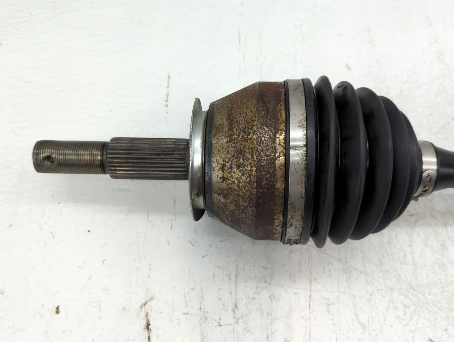 2016-2017 Infiniti Qx80 Axle Shaft Front Driver Cv C/v - Oemusedautoparts1.com