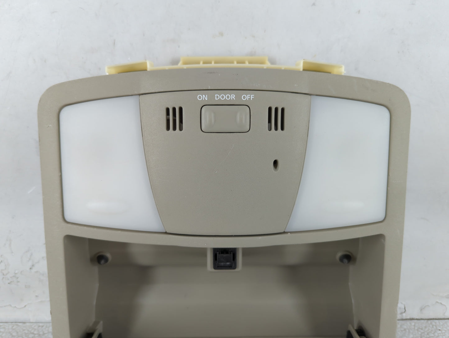 2017 Infiniti Qx80 Overhead Roof Console - Oemusedautoparts1.com