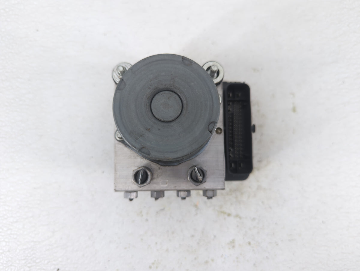 2017 Jaguar E-Pace Anti-Lock Brake ABS Pump Module Actuator OEM P/N:HX73-14F447-AF Fits OEM Used Auto Parts - Oemusedautopar