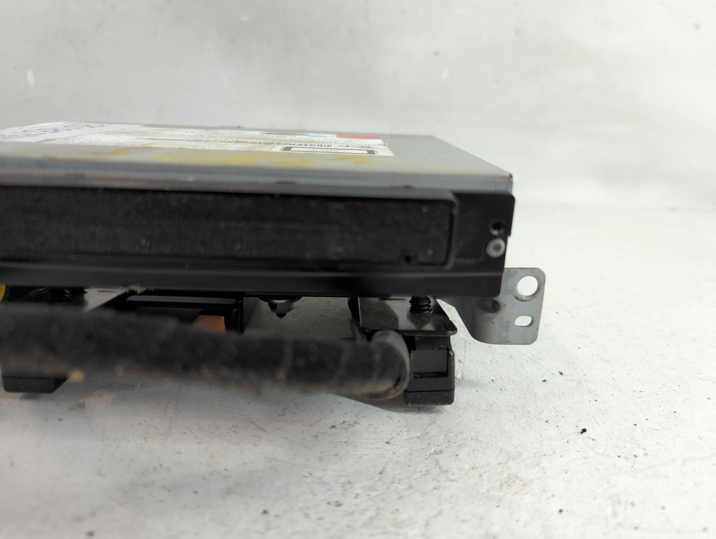 2017 Jaguar F-Pace Radio AM FM Cd Player Receiver Replacement P/N:FW93-11B608-AD Fits OEM Used Auto Parts - Oemusedautoparts