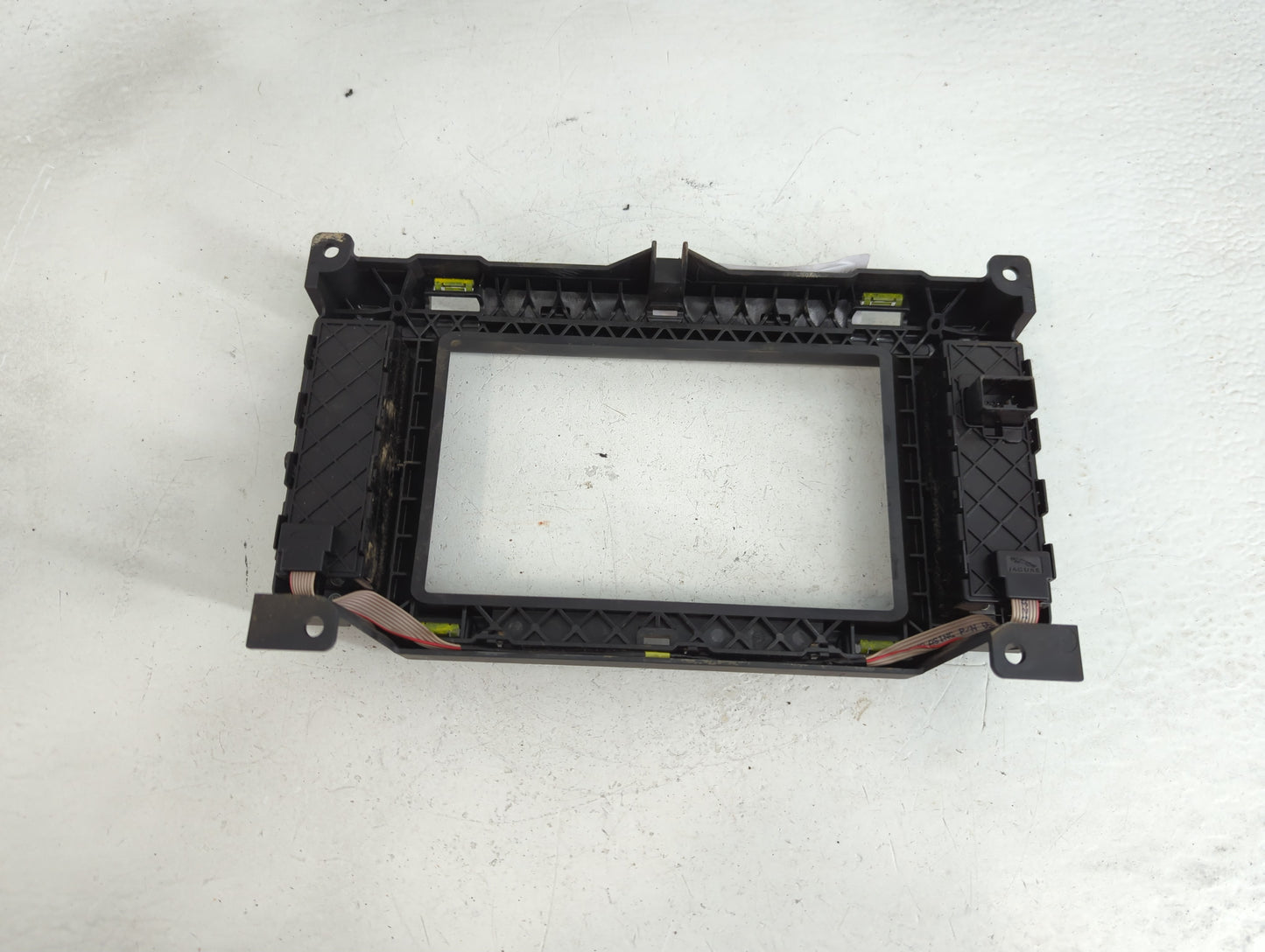 2017 Jaguar F-Pace Radio AM FM Cd Player Receiver Replacement P/N:GX73-19F211-NB 161122A1595X Fits OEM Used Auto Parts - Oem