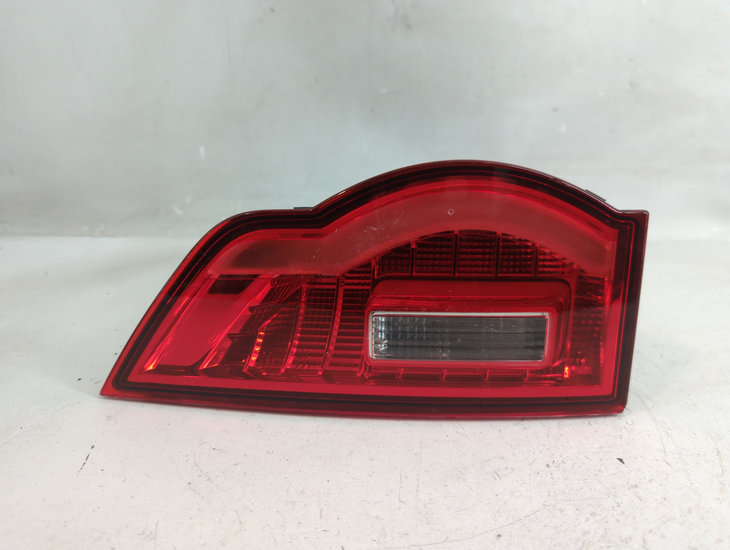 2017-2020 Jaguar F-Pace Tail Light Assembly Driver Left OEM P/N:HK83-15K273-AA Fits Fits 2017 2018 2019 2020 OEM Used Auto P