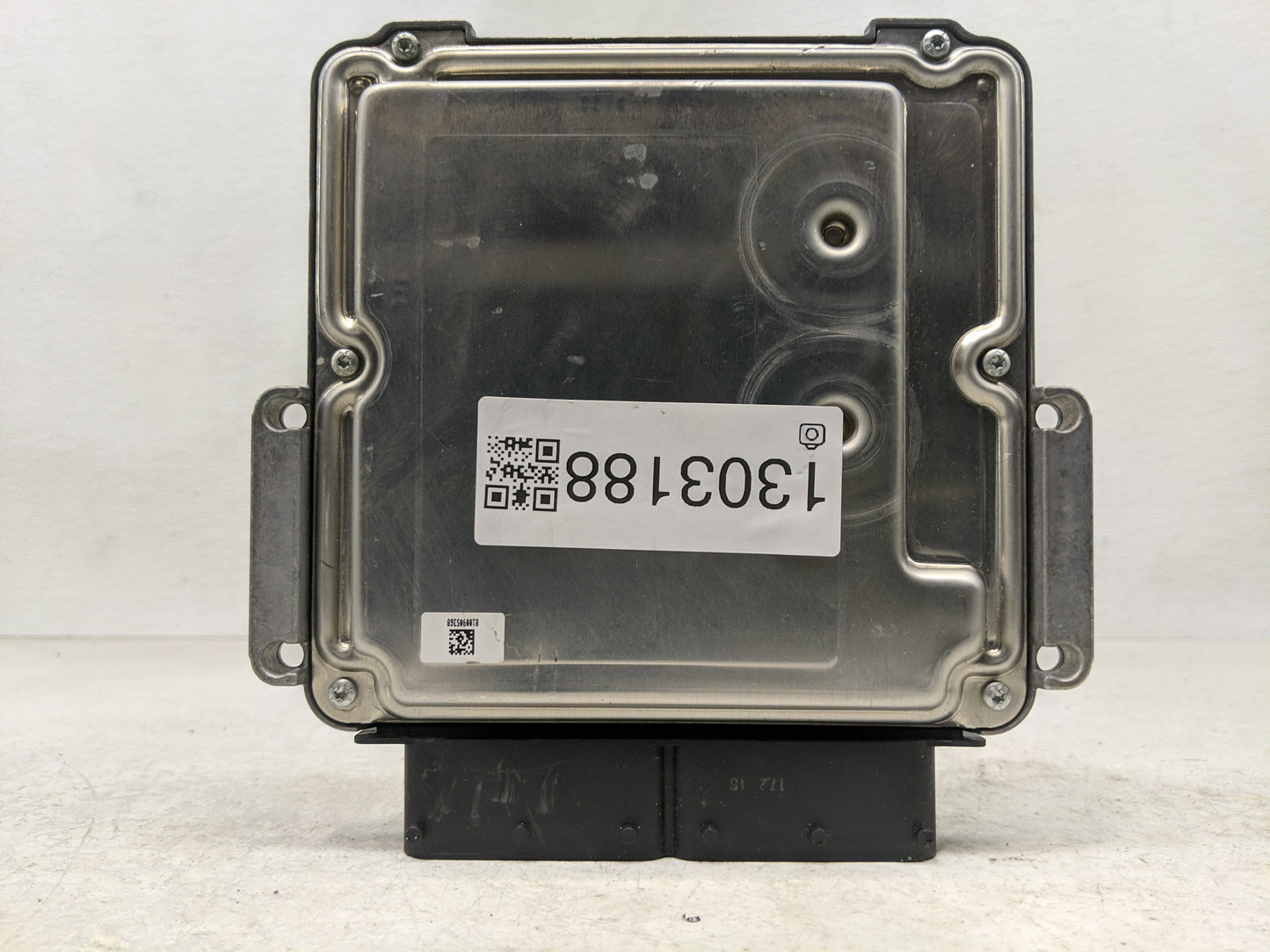 2017 Jaguar F-Pace PCM Engine Control Computer ECU ECM PCU OEM P/N:HX73-12C520-FJA 281 033 921 Fits OEM Used Auto Parts - Oe