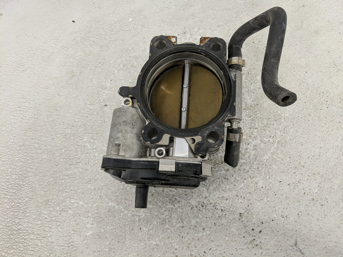 2017-2020 Jaguar F-Pace Throttle Body P/N:DX23-9F991-AB Fits Fits 2013 2014 2015 2016 2017 2018 2019 2020 OEM Used Auto Part