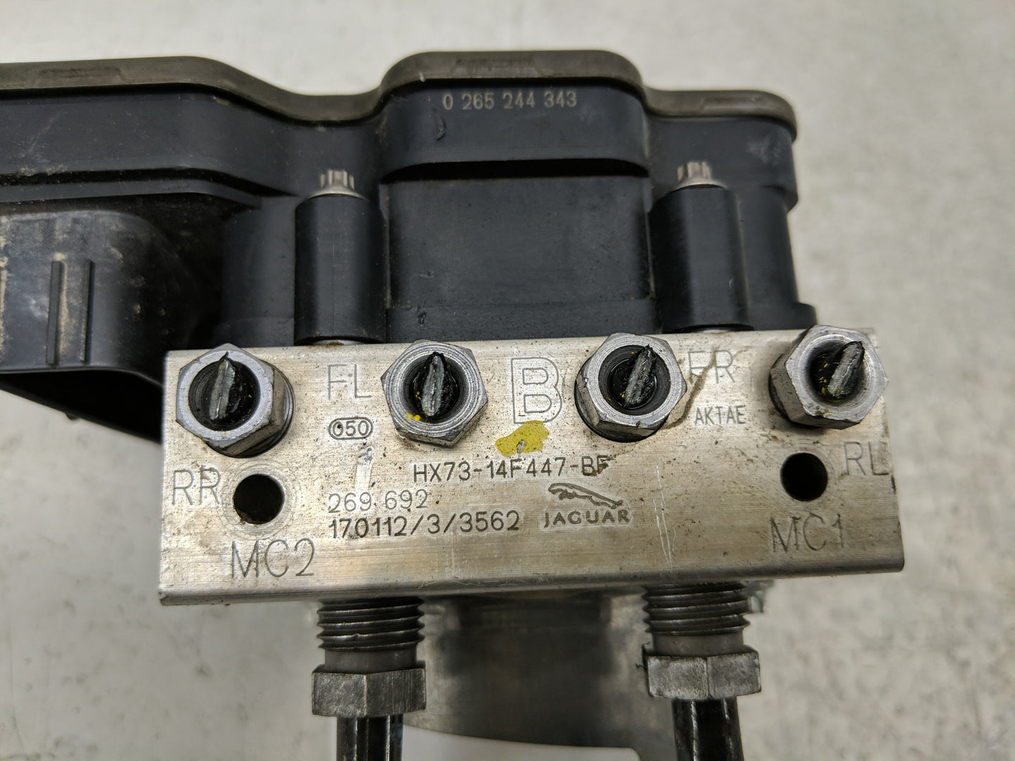 2017 Jaguar F-Pace ABS Pump Control Module Replacement P/N:HX73-14F447-BF Fits OEM Used Auto Parts - Oemusedautoparts1.com