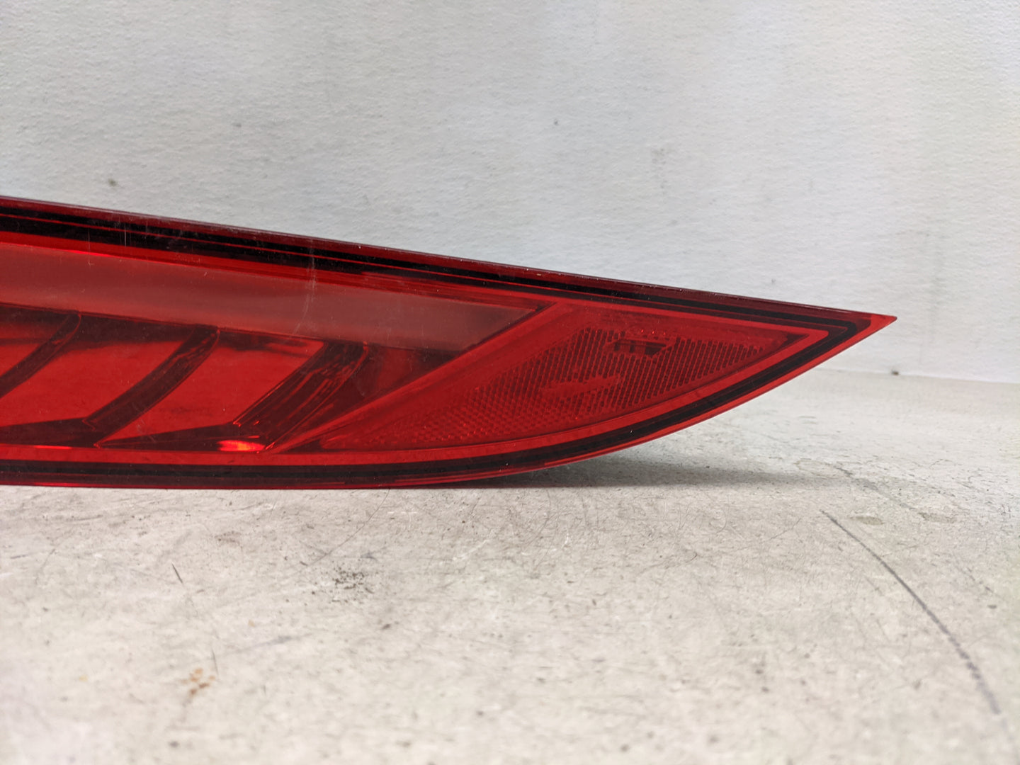 2017 Jaguar F-Pace Tail Light Assembly Driver Left OEM P/N:HK83-13405-BC Fits OEM Used Auto Parts - Oemusedautoparts1.com