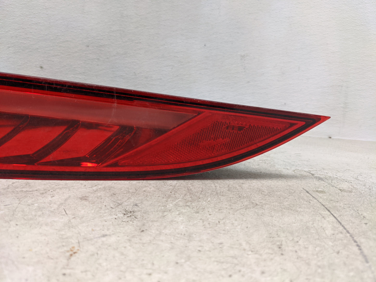 2017 Jaguar F-Pace Tail Light Assembly Driver Left OEM P/N:HK83-13405-BC Fits OEM Used Auto Parts - Oemusedautoparts1.com