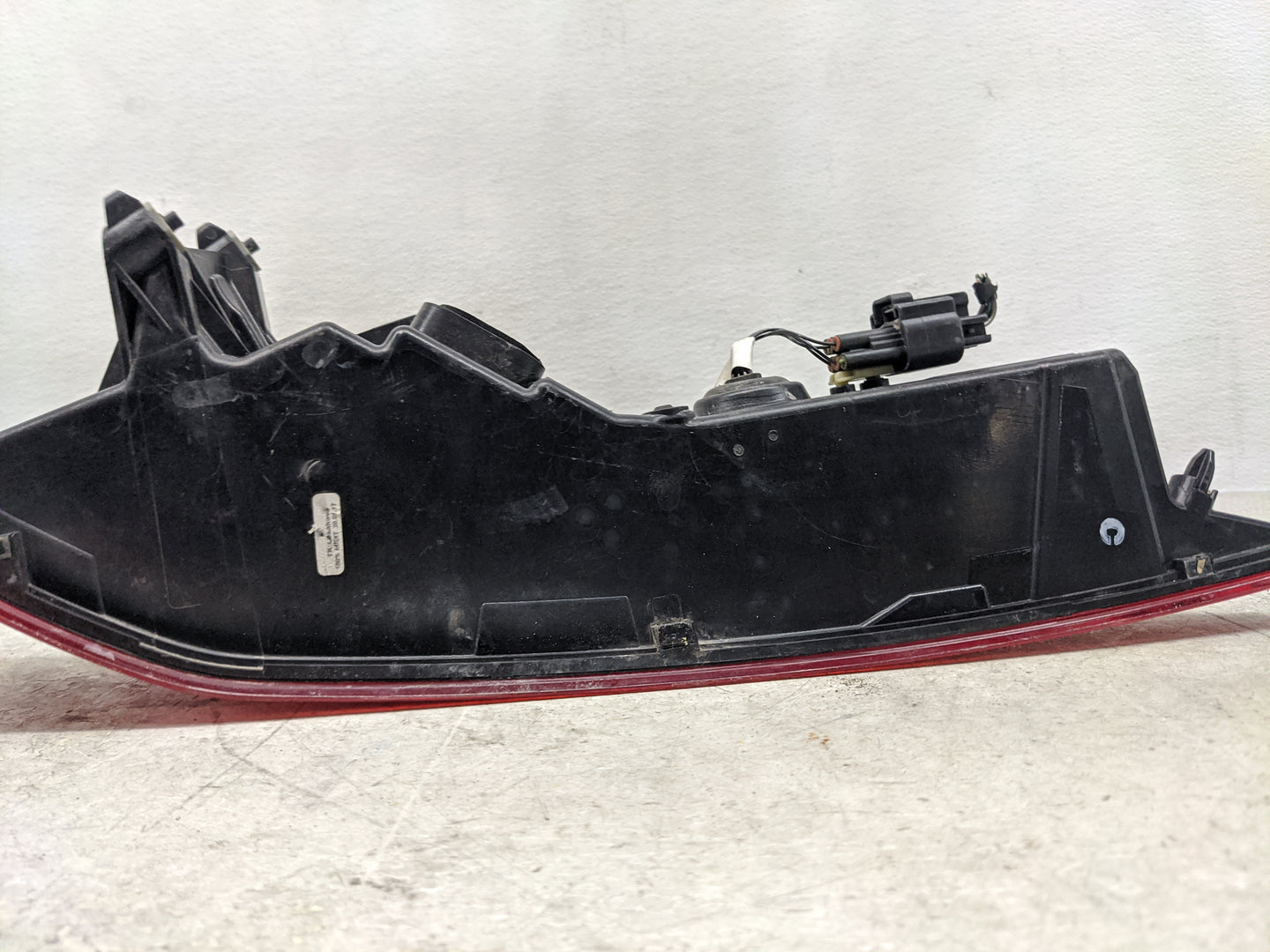 2017 Jaguar F-Pace Tail Light Assembly Driver Left OEM P/N:HK83-13405-BC Fits OEM Used Auto Parts - Oemusedautoparts1.com