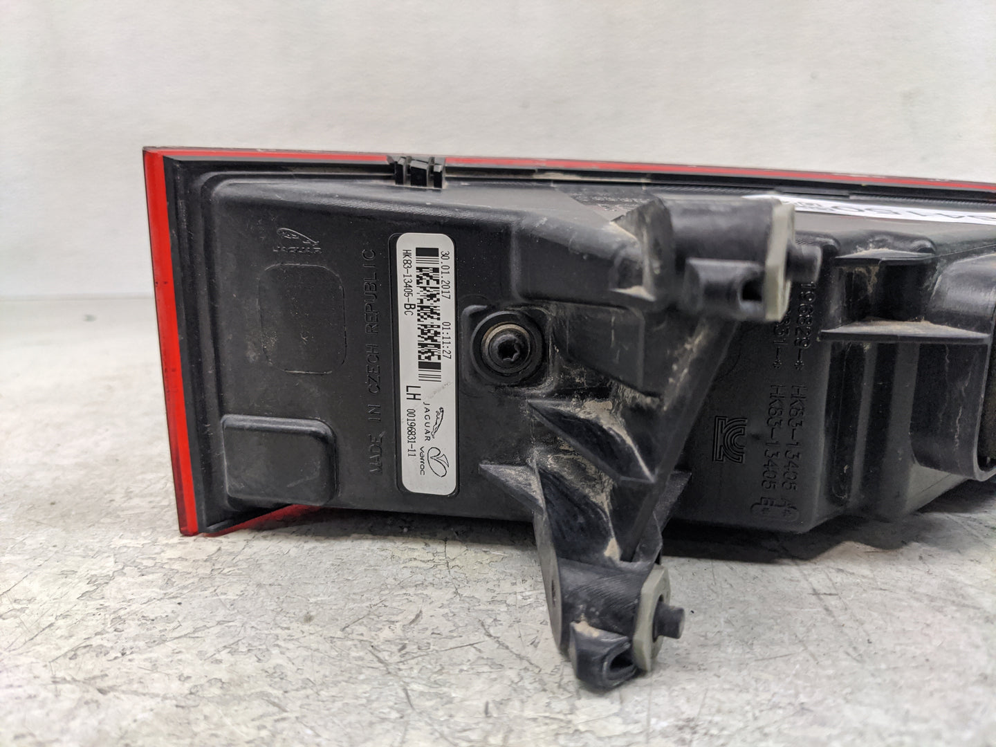 2017 Jaguar F-Pace Tail Light Assembly Driver Left OEM P/N:HK83-13405-BC Fits OEM Used Auto Parts - Oemusedautoparts1.com
