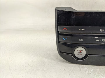 2017 Jaguar F-Pace Climate Control Module Temperature AC/Heater Replacement P/N:GX63-18C858-LE Fits Fits 2016 OEM Used Auto Parts