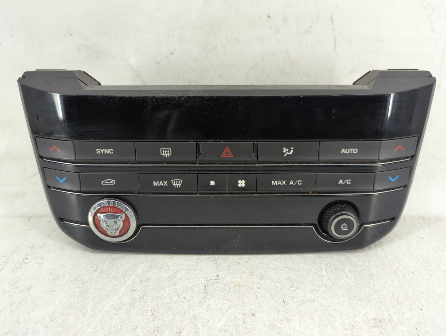2017 Jaguar F-Pace Climate Control Module Temperature AC/Heater Replacement P/N:GX63-18C858-LE Fits Fits 2016 OEM Used Auto 