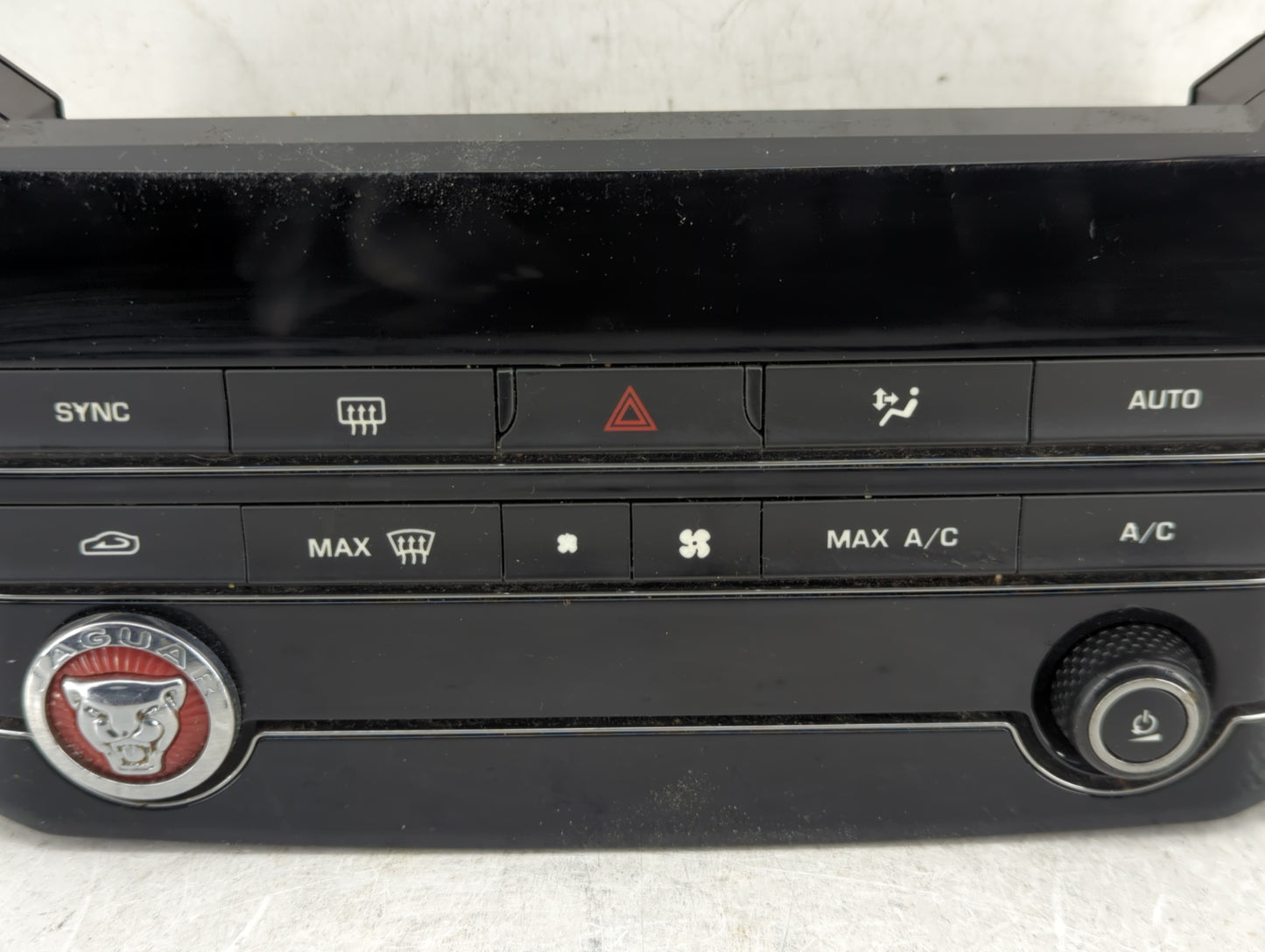 2017 Jaguar F-Pace Climate Control Module Temperature AC/Heater Replacement P/N:GX63-18C858-LE Fits Fits 2016 OEM Used Auto 
