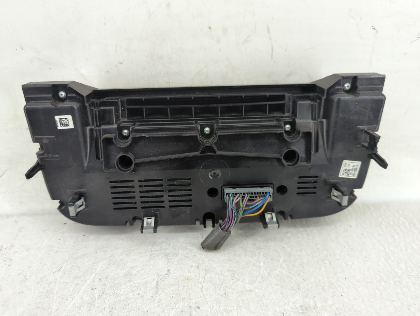 2017 Jaguar F-Pace Climate Control Module Temperature AC/Heater Replacement P/N:GX63-18C858-LE Fits Fits 2016 OEM Used Auto 