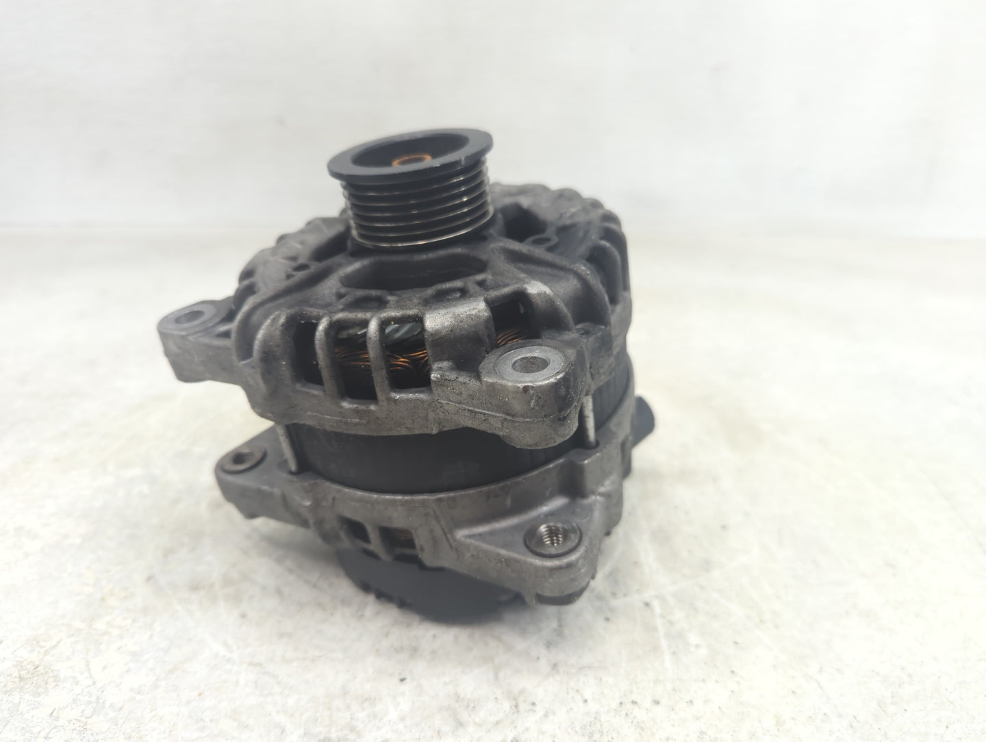 2017-2020 Jaguar F-Pace Alternator Replacement Generator Charging Assembly Engine OEM Fits Fits 2017 2018 2019 2020 OEM Used
