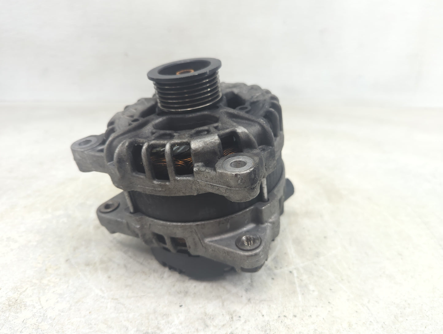 2017-2020 Jaguar F-Pace Alternator Replacement Generator Charging Assembly Engine OEM Fits Fits 2017 2018 2019 2020 OEM Used