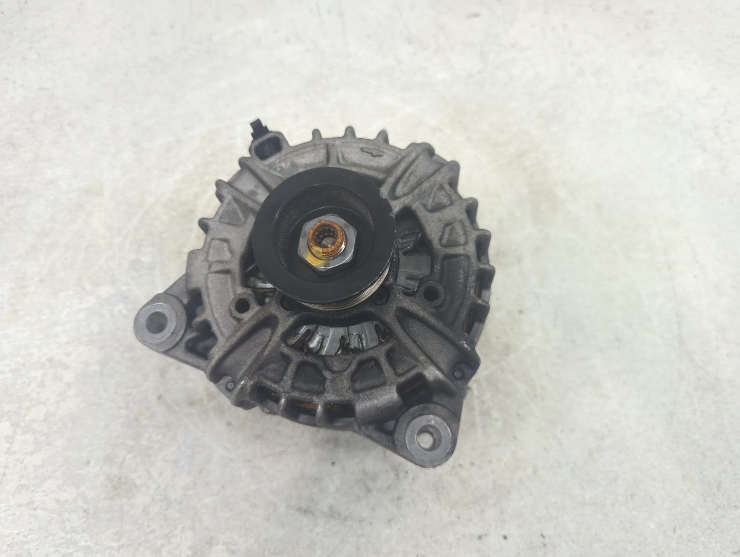 2017-2020 Jaguar F-Pace Alternator Replacement Generator Charging Assembly Engine OEM Fits Fits 2017 2018 2019 2020 OEM Used